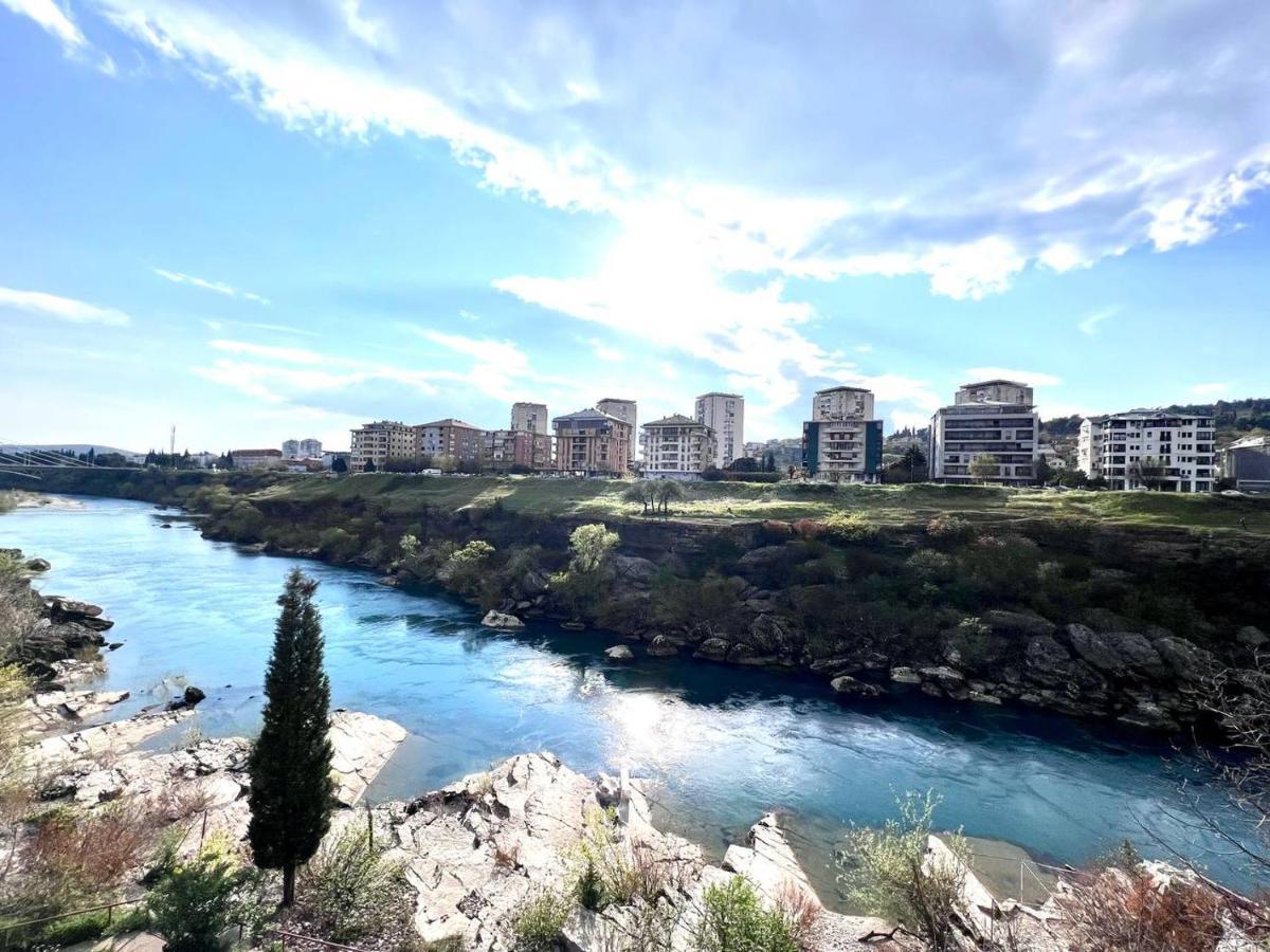 Hotel Ambasador بودغوريتْسا المظهر الخارجي الصورة