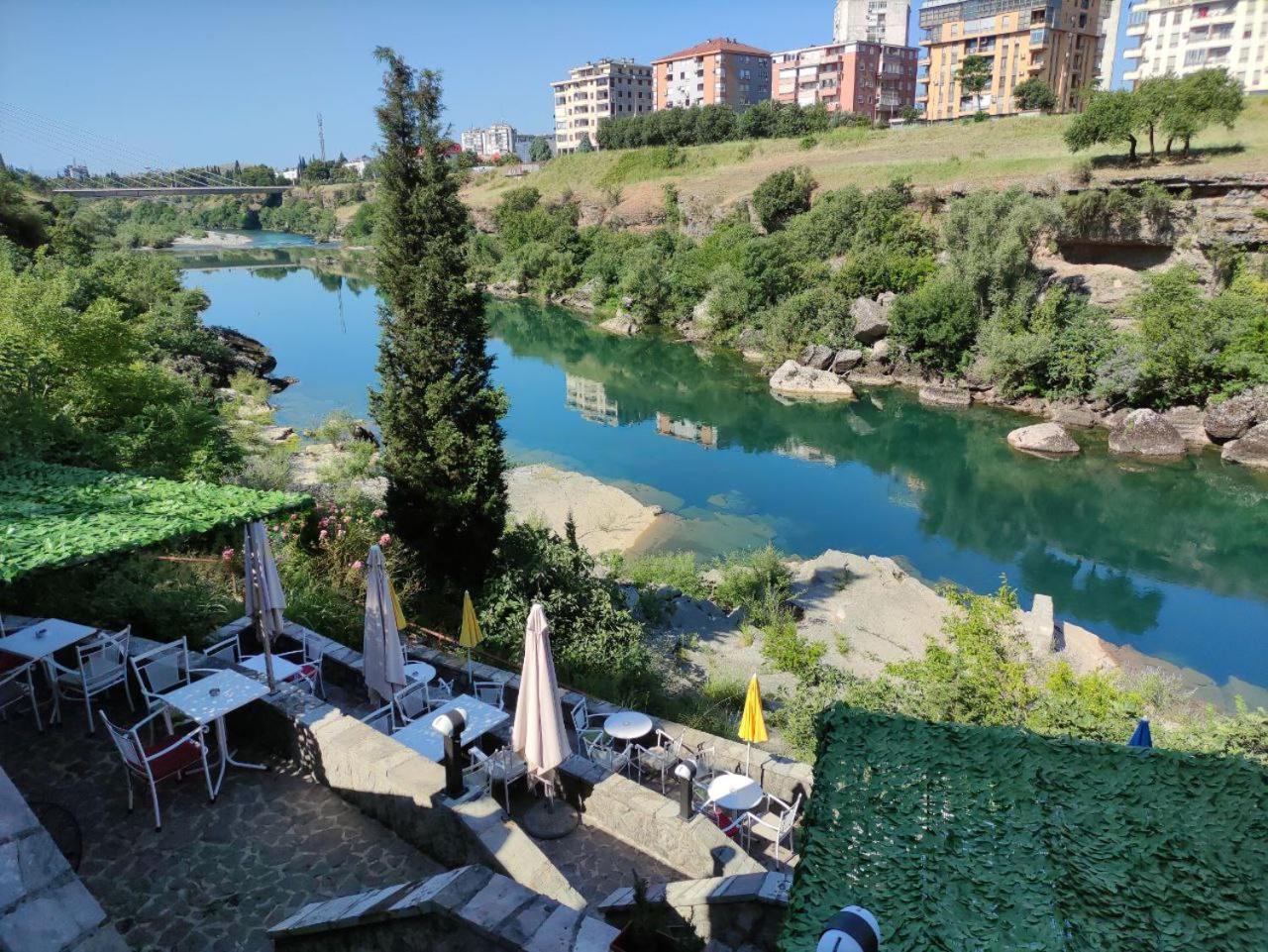 Hotel Ambasador بودغوريتْسا المظهر الخارجي الصورة